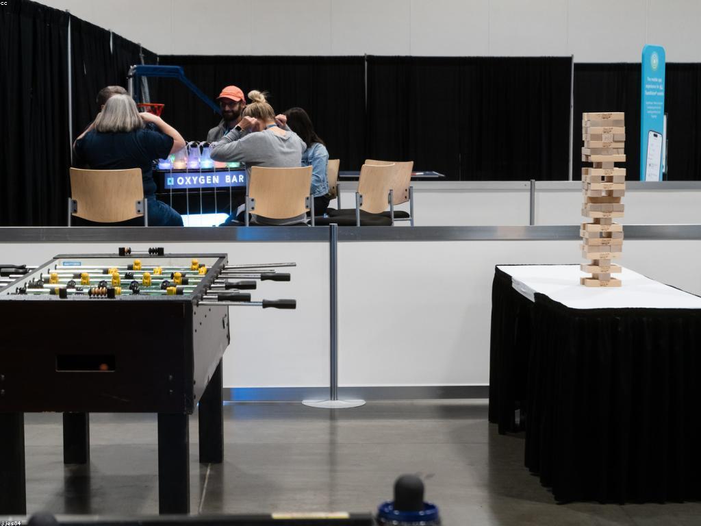 ព័ត៌មានសេវាកម្ម: ការអភិវឌ្ឍន៍និងគន្លឹះសំរាប់អាជីវកម្ម