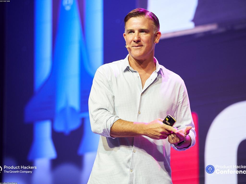 យុទ្ធសាស្ត្រចម្រុះសម្រាប់ការប្រកួតនិងការផ្តល់ជូន